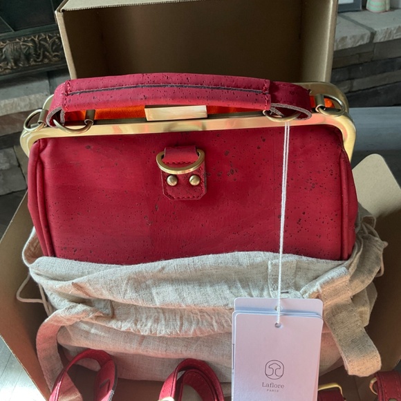 LaFlore Paris BebeBark - Picture 2 of 2